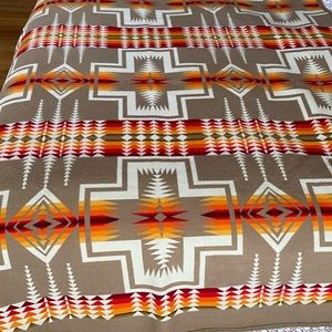 Vintage Pendleton Wool Beaver State Blanket W/pillows